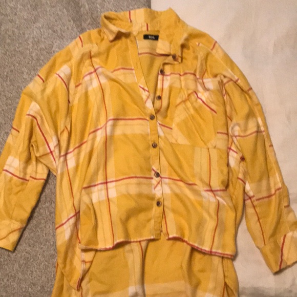 Yellow flannel - Picture 3 of 4